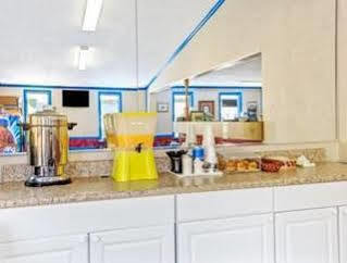 Knights Inn Charlotte South بينفيل المظهر الخارجي الصورة