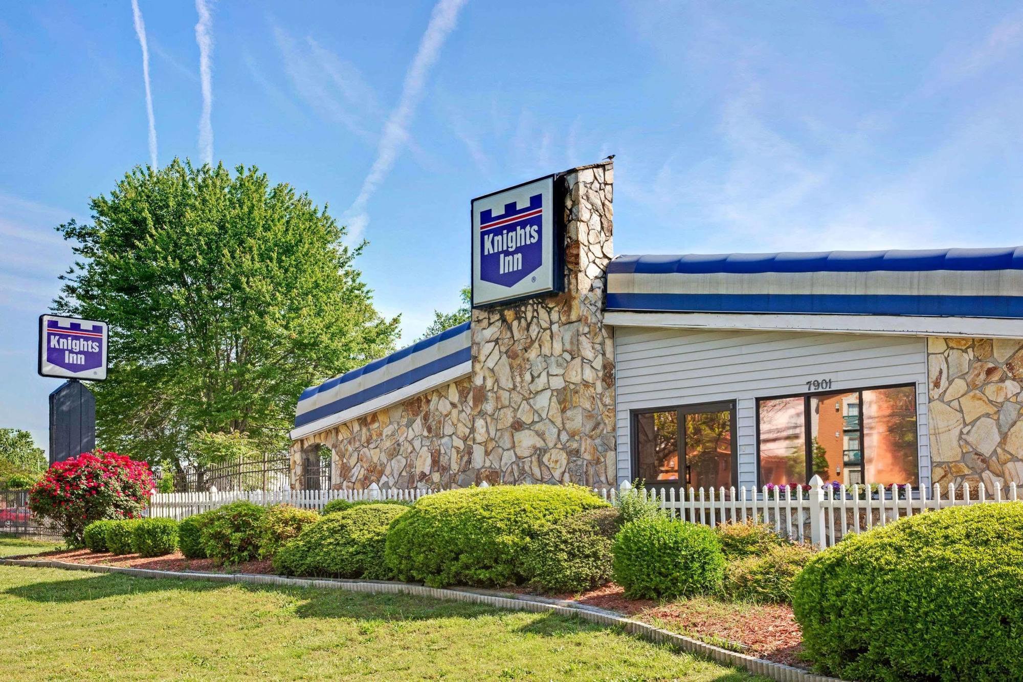 Knights Inn Charlotte South بينفيل المظهر الخارجي الصورة