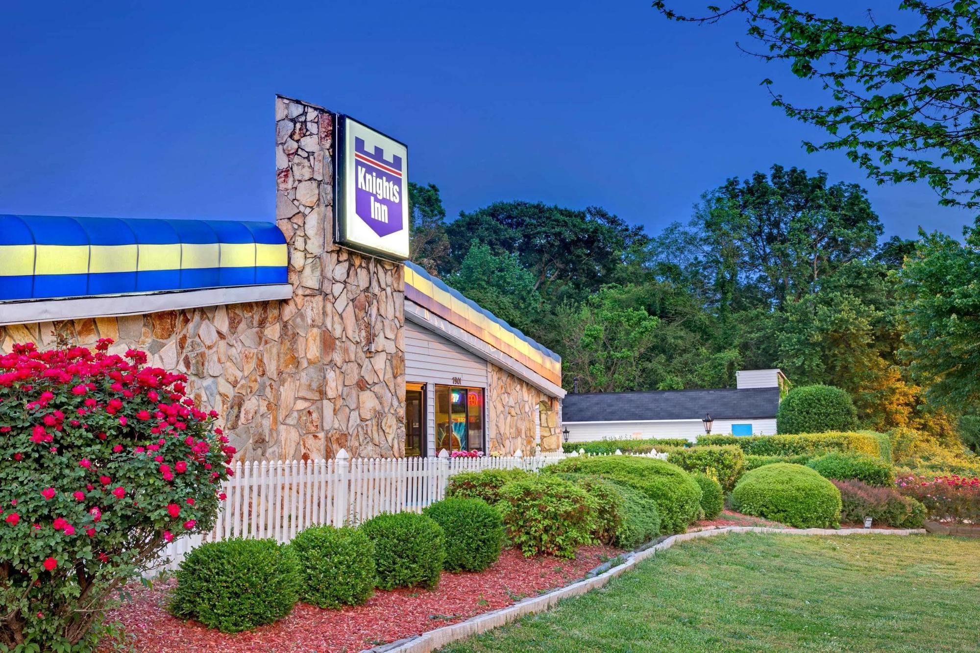 Knights Inn Charlotte South بينفيل المظهر الخارجي الصورة